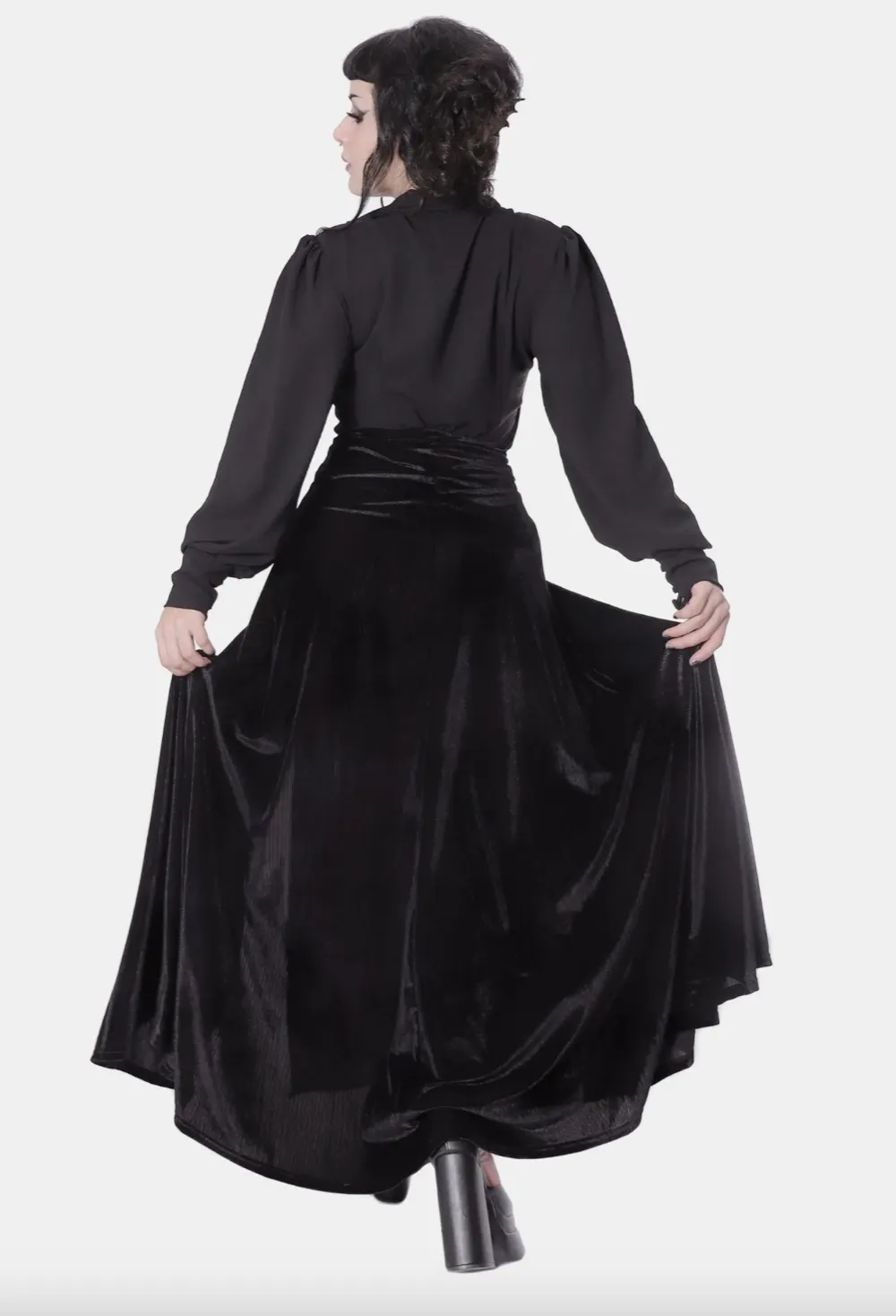 Saia Longa Veludo Pazuzu Limitada (Bazar)